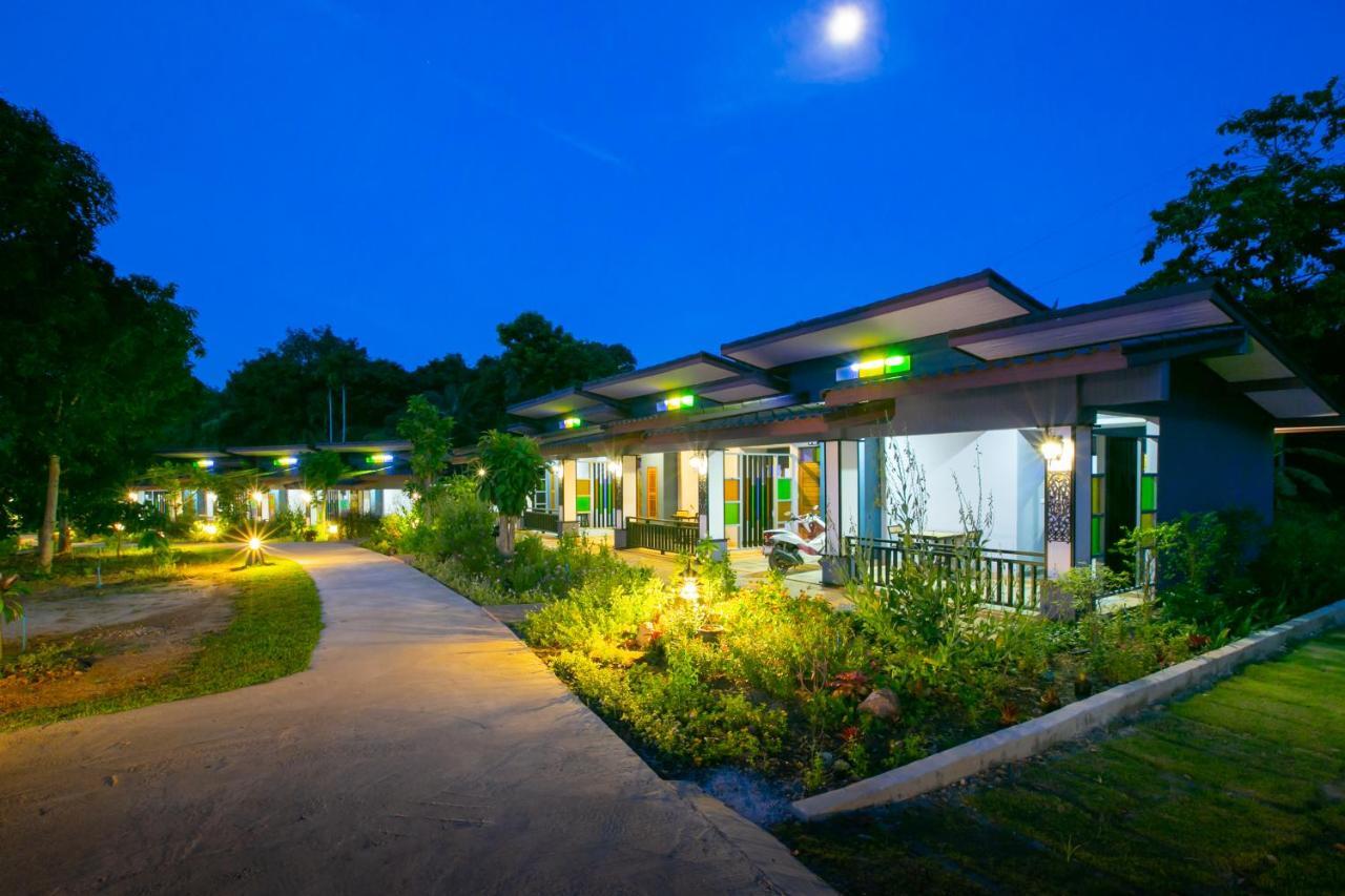 Loft Vintage Chalet Resort Ko Lanta Exteriör bild