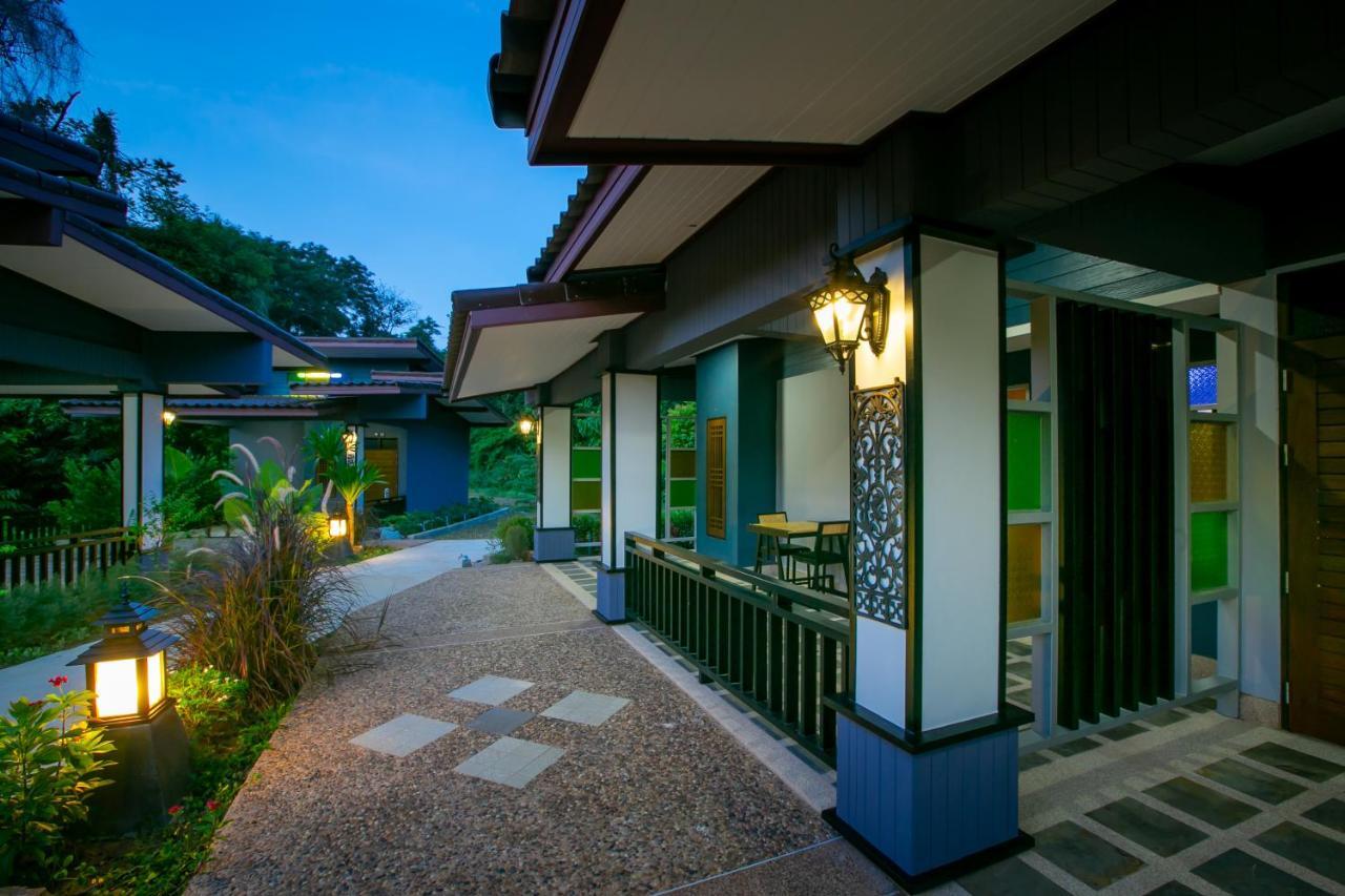 Loft Vintage Chalet Resort Ko Lanta Exteriör bild
